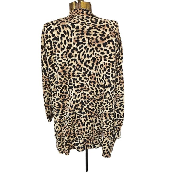 Chicos Blouse Womens Size 3P XLP US sizing Leopard Print V Neck Pullover Top - Picture 2 of 8